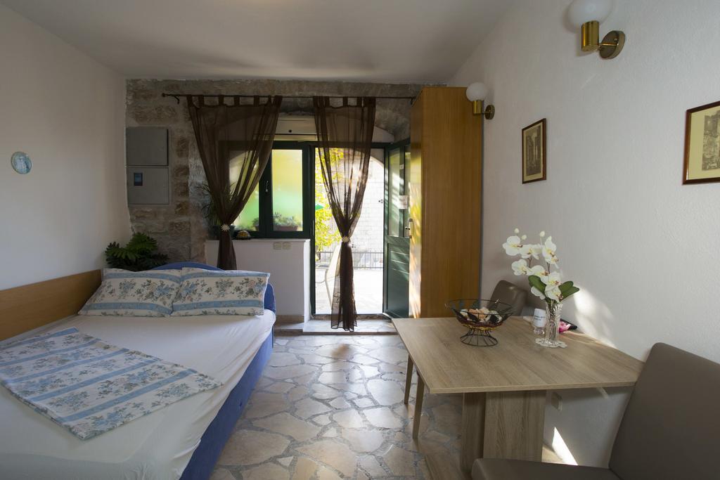 Apartment Adela *